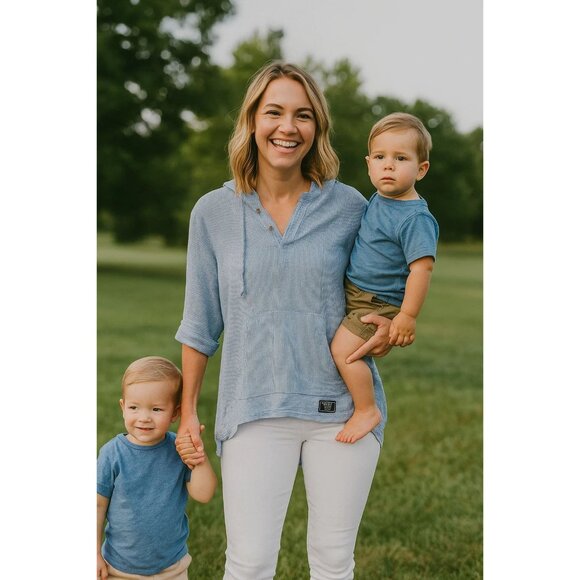 Reverb Pinstripe Lightweight Hoodie Roll Tab Sleeves Front Pocket Size Large - Picture 1 of 10